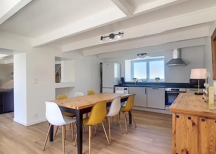 Holiday home Maison 6 Pers Proche Centre