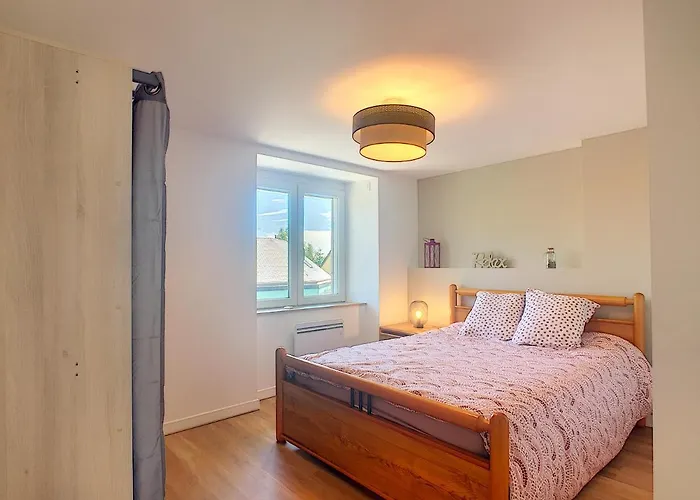 Maison 6 Pers Proche Centre * Brehal